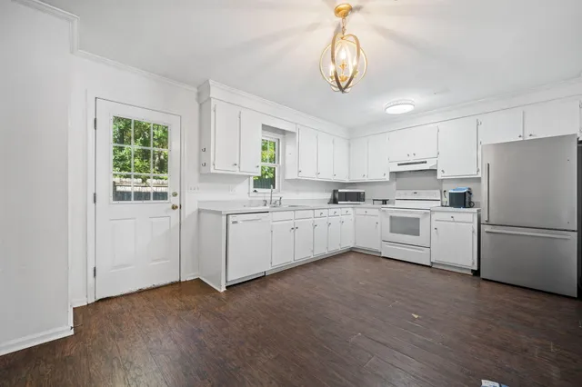 $235,000 | 302 Springview Lane, Unit 11, Summerville, SC 29485