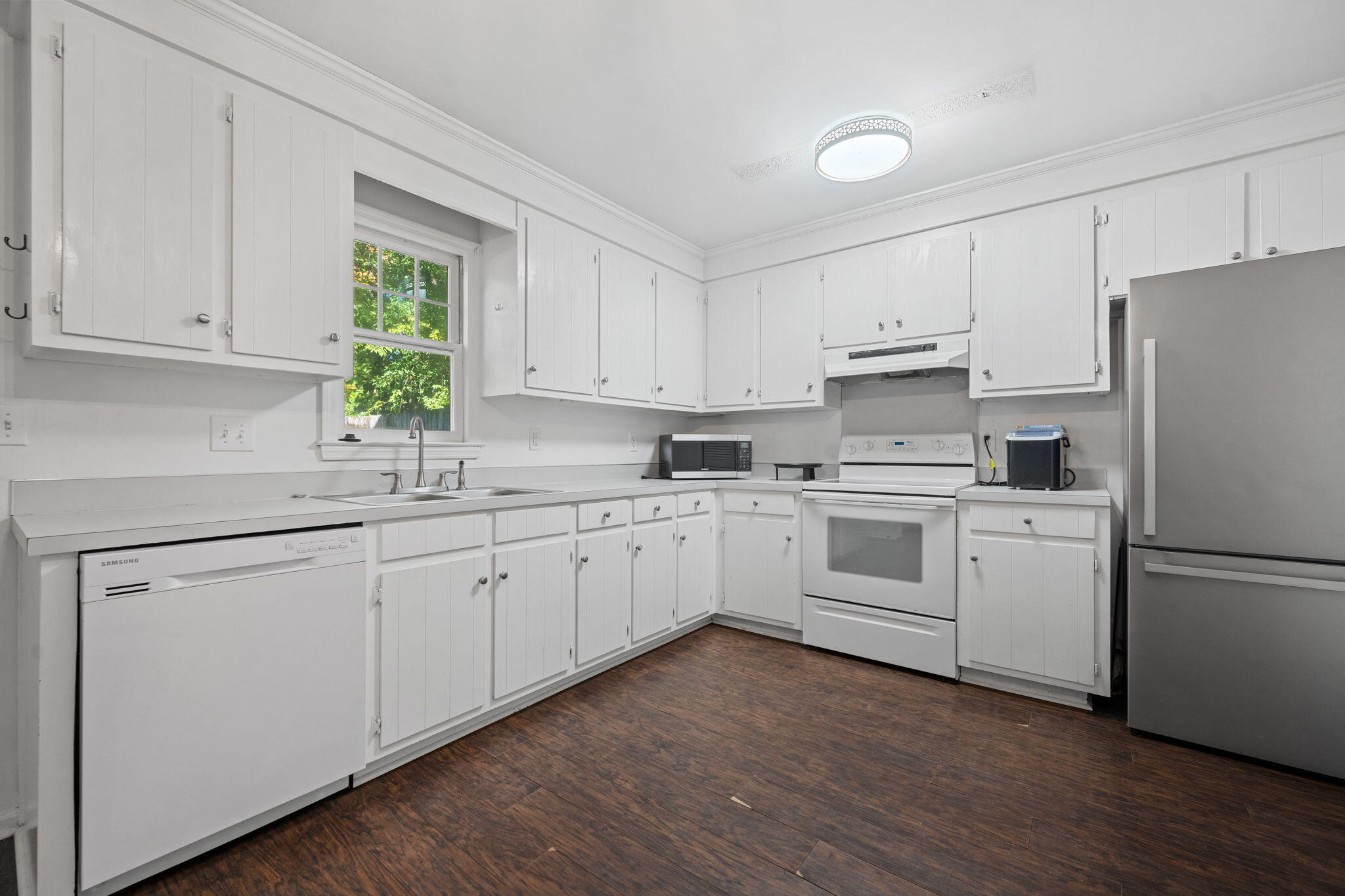 302 Springview Lane, Unit 11 Summerville, SC 29485 - Photo 9 of 22 Kitchen