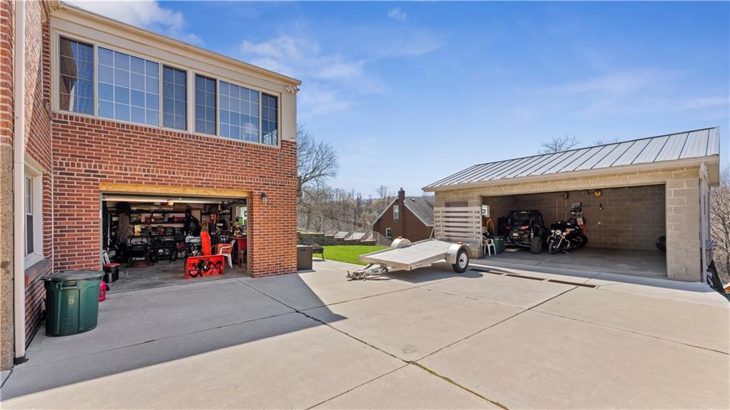 668 Irwin Run Road West Mifflin, PA 15122 - Photo 2 of 20 Gallery Image 2