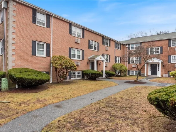 $299,900 | 57 Sylvan Street, Unit 1A, Danvers, MA 01923