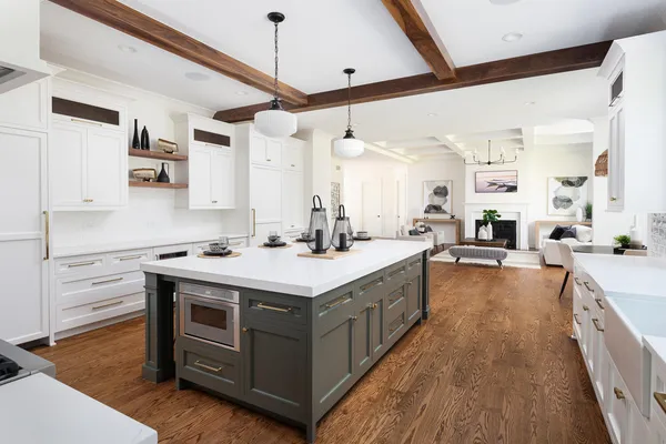 $2,547,000 | 707 Thornwood Drive, Naperville, IL 60540