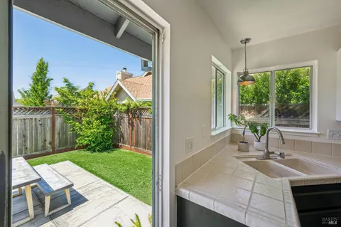 $759,000 | 1429 Dandelion Way, Petaluma, CA 94954