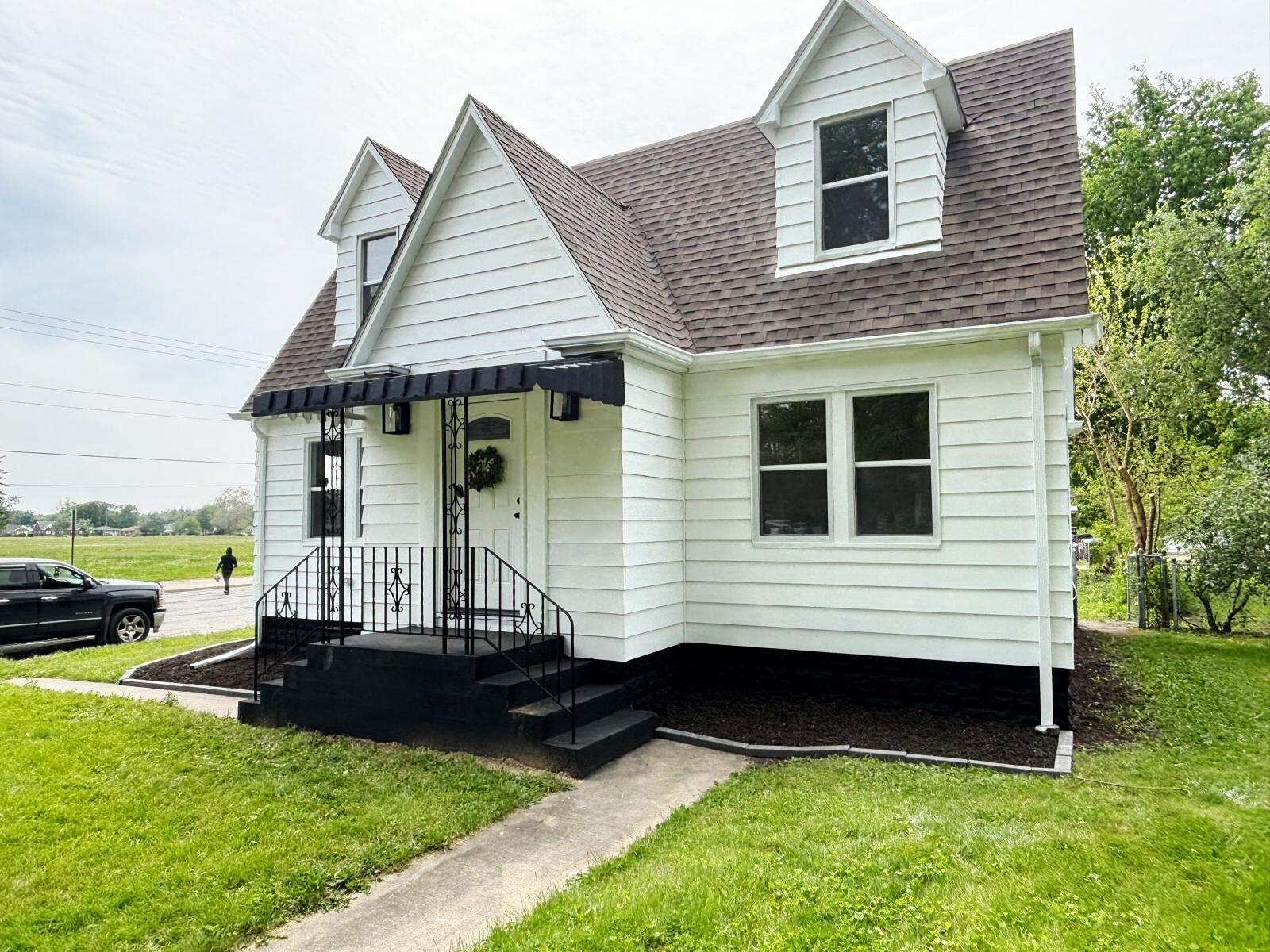 4488 Madison Street Gary, IN 46408 - Photo 2 of 22 1600x1200