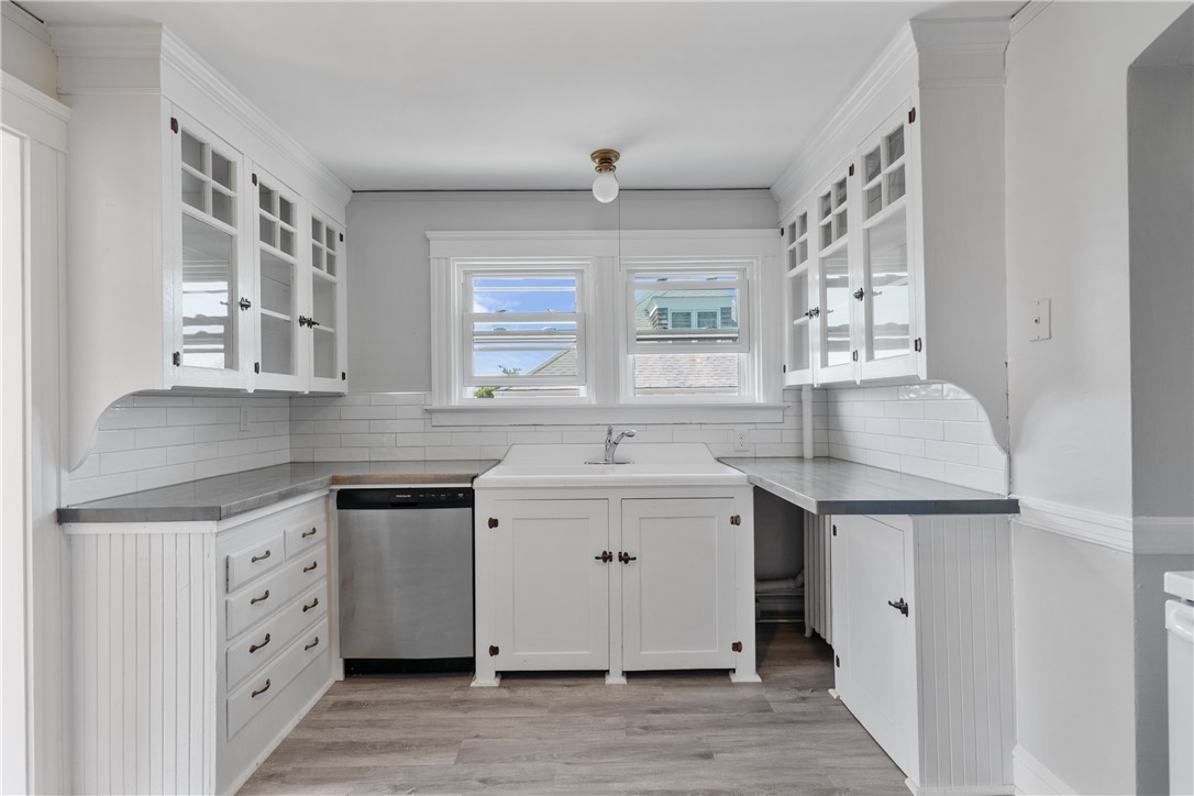 40 Webster Street, Unit A Newport, RI 02840 - Photo 8 of 15