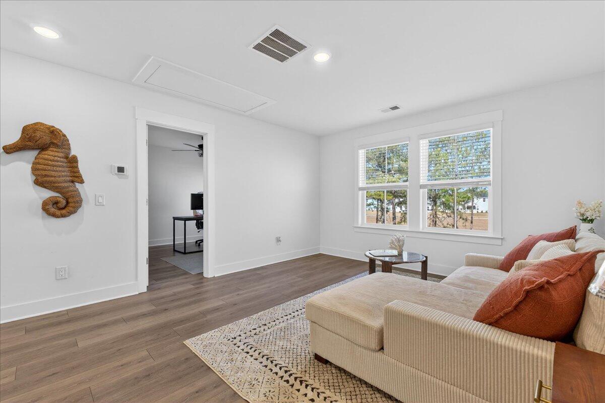 332 Calm Water Way Summerville, SC 29486 - Photo 15 of 40 25-Maddie Breggia - DSC09192