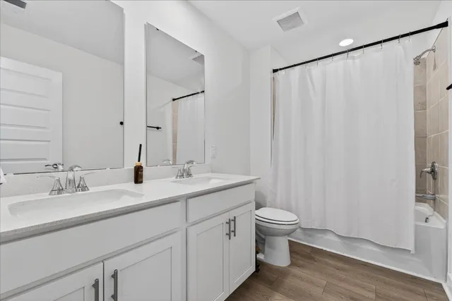 $549,999 | 332 Calm Water Way, Summerville, SC 29486