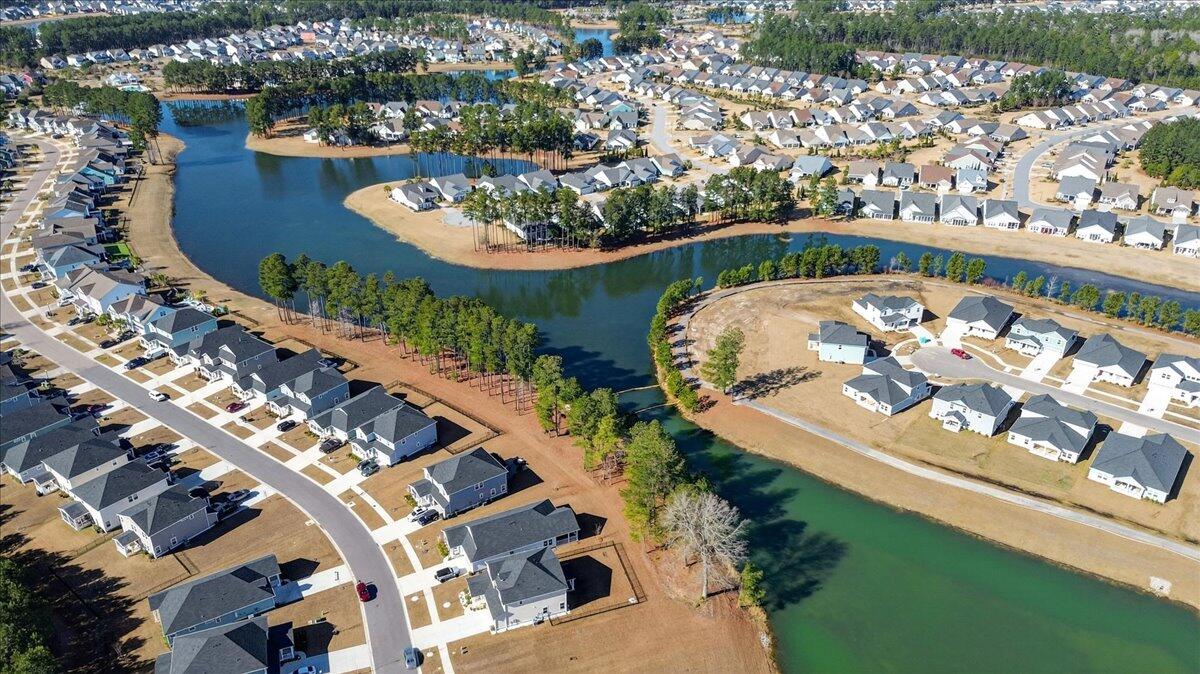 332 Calm Water Way Summerville, SC 29486 - Photo 32 of 40 46-Maddie Breggia - DJI_0414