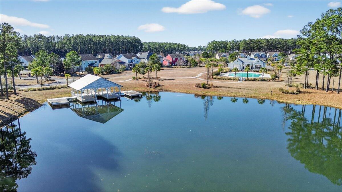 332 Calm Water Way Summerville, SC 29486 - Photo 35 of 40 49-Maddie Breggia - DJI_0434