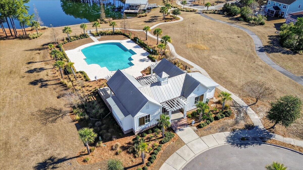 332 Calm Water Way Summerville, SC 29486 - Photo 39 of 40 53-Maddie Breggia - DJI_0450