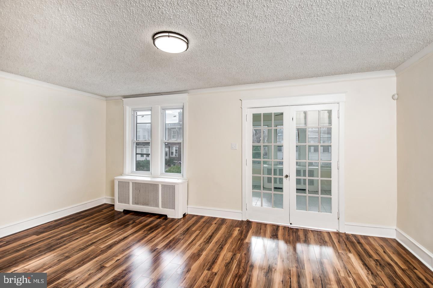 22 Sunshine Road Upper Darby, PA 19082 - Photo 8 of 32