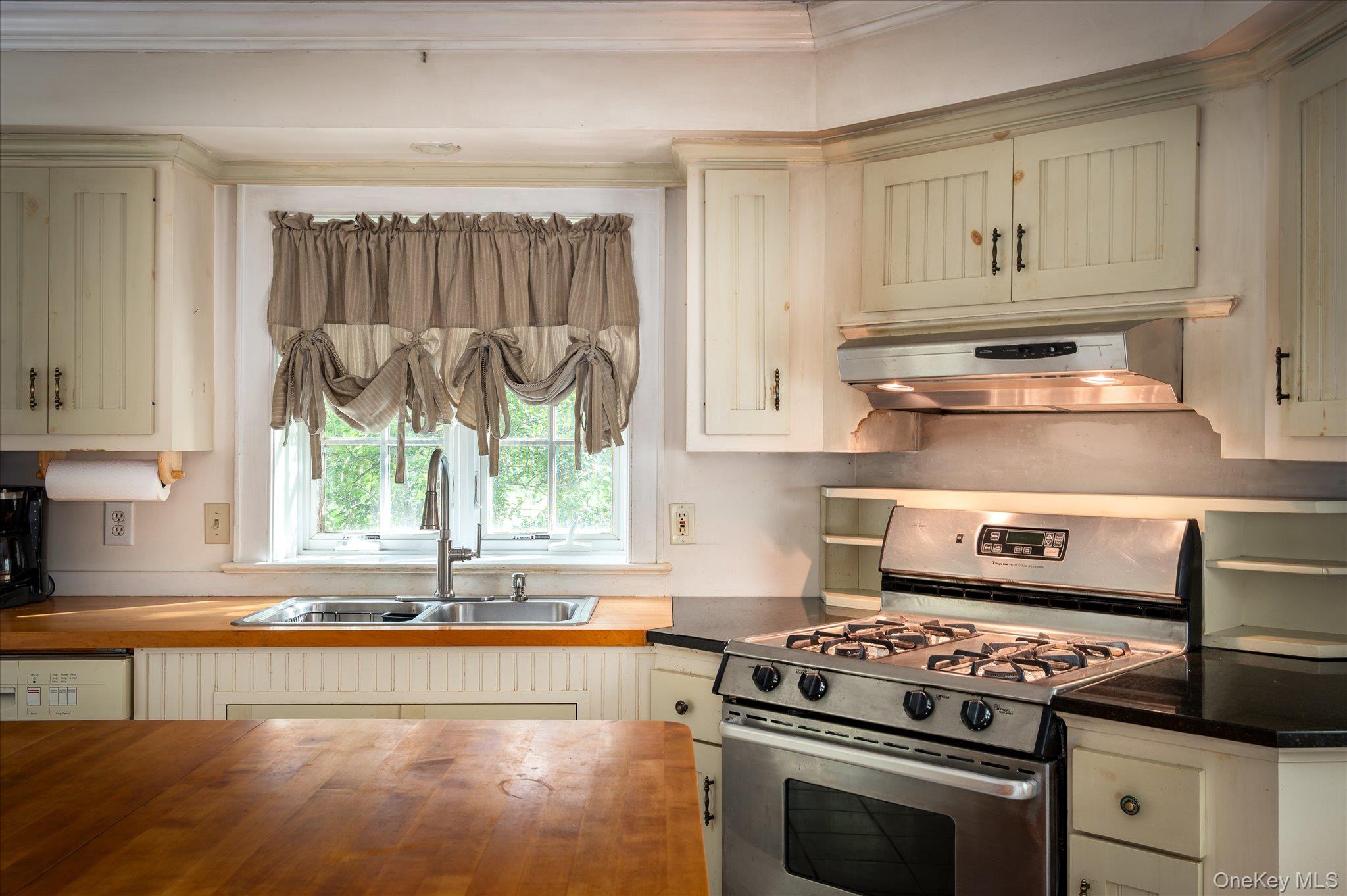 1 Hoyt Road Wingdale, NY 12594 - Photo 12 of 44 Soft morning light and a quiet place to dream.