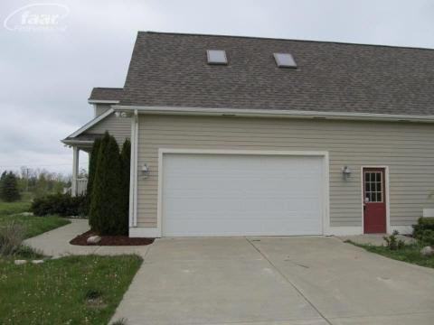 8107 Henderson Road Goodrich, MI 48438 - Photo 6 of 51 20265545-5.JPG