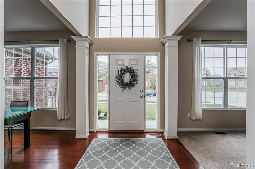 3058 Fantail Court Rochester Hills, MI 48309 - Photo 11 of 43