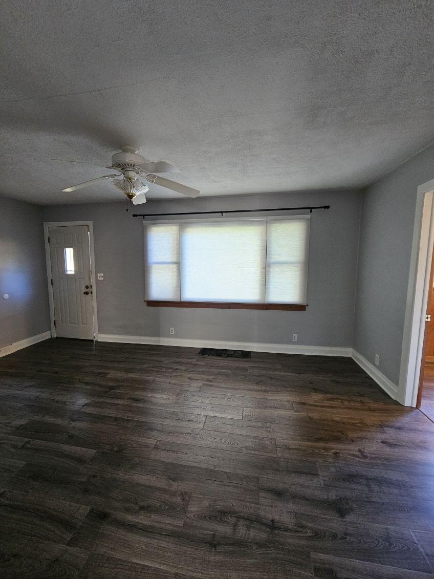 670 Sheridan Road St. Joseph, MI 49085 - Photo 6 of 34 IMG_20260127_142322_01