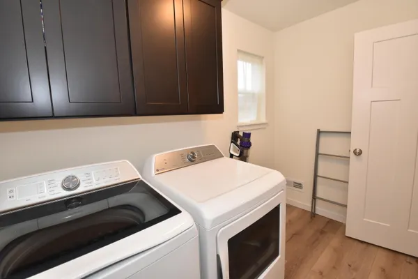 $549,900 | 1870 Nottingham Court, Union Grove, WI 53182