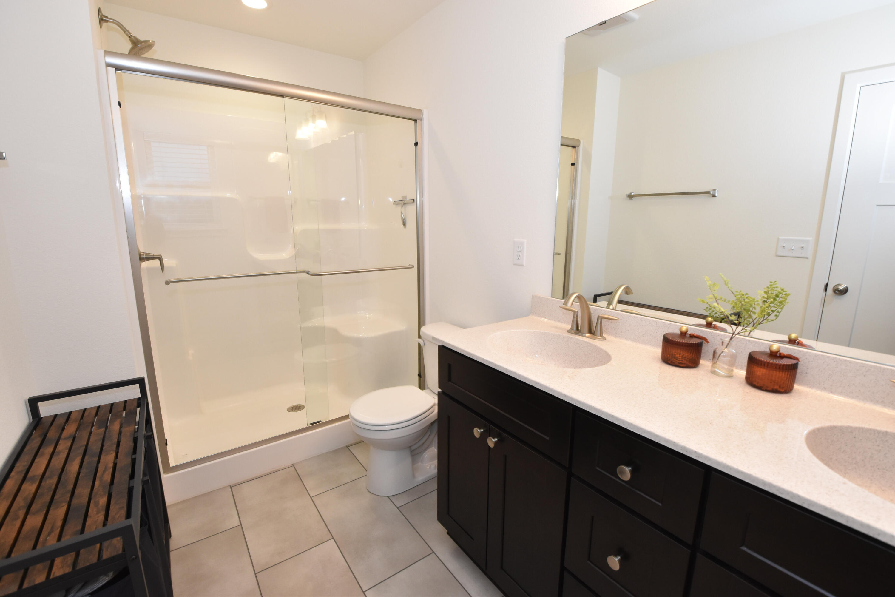 1870 Nottingham Court Union Grove, WI 53182 - Photo 21 of 38 Bath