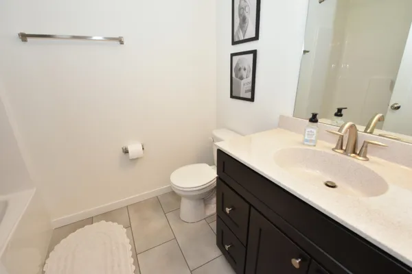 $549,900 | 1870 Nottingham Court, Union Grove, WI 53182