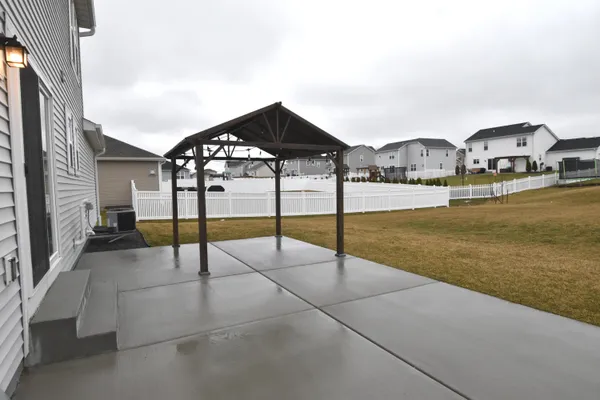 $549,900 | 1870 Nottingham Court, Union Grove, WI 53182