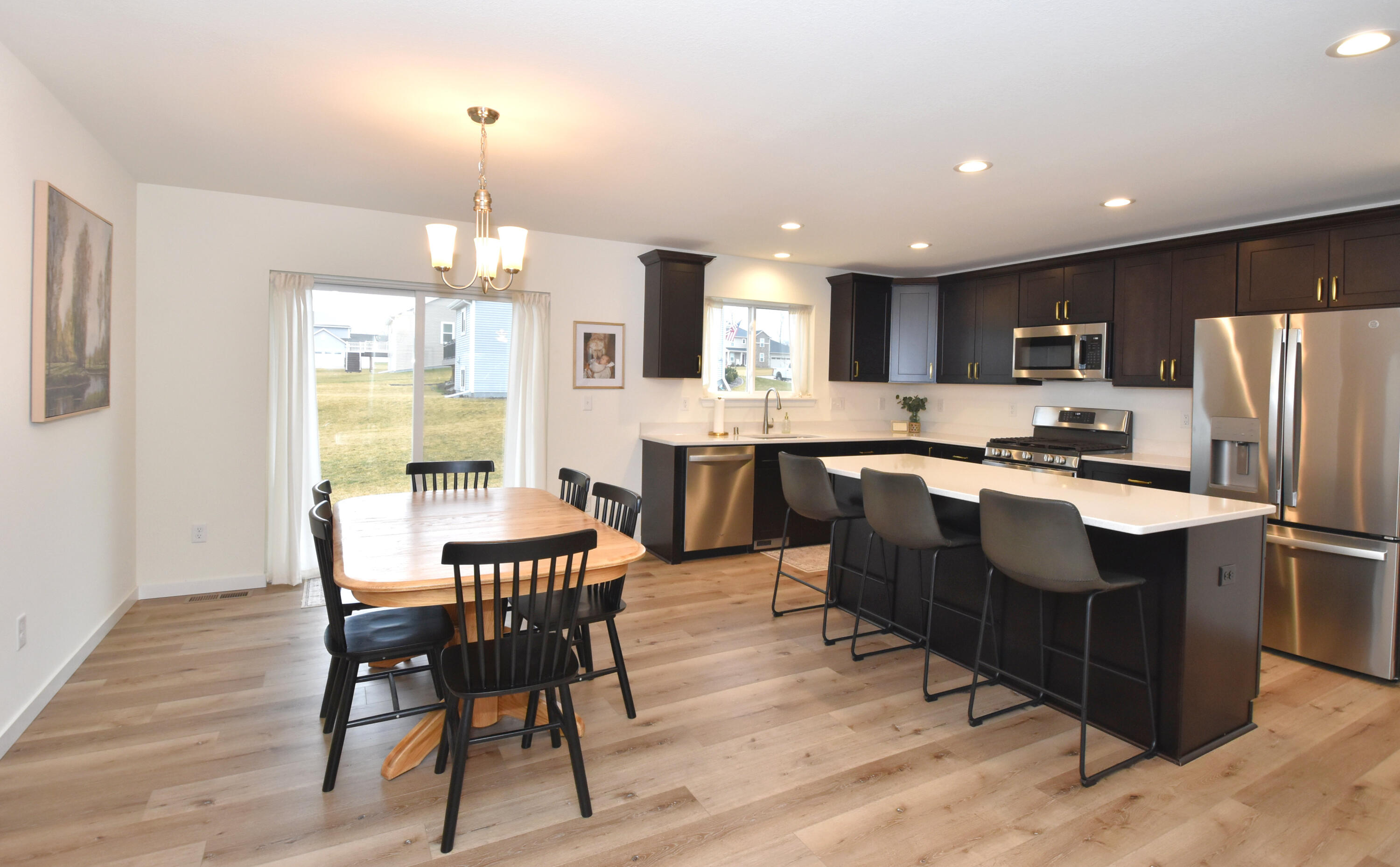 1870 Nottingham Court Union Grove, WI 53182 - Photo 6 of 38 Kitchen & Dining