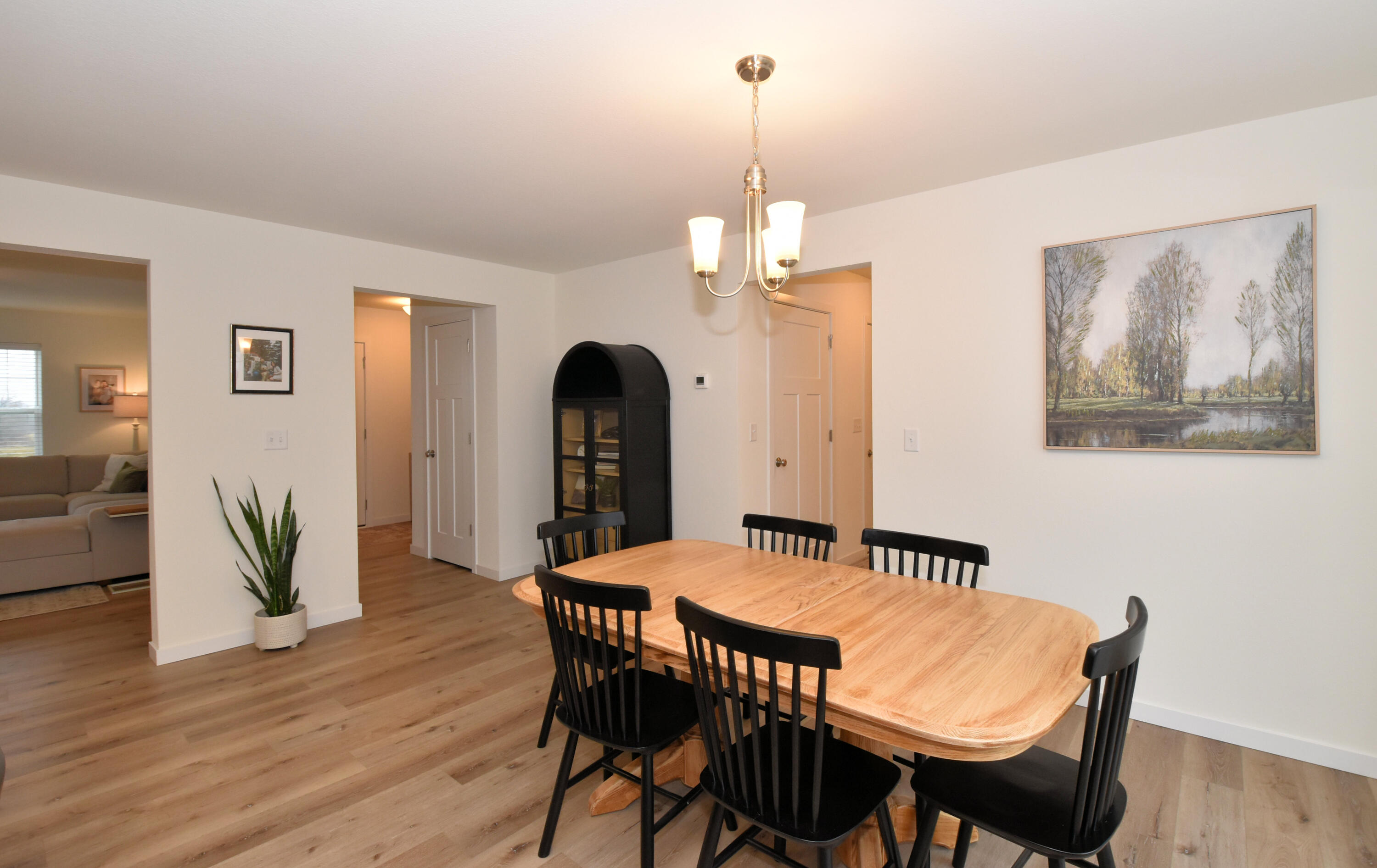 1870 Nottingham Court Union Grove, WI 53182 - Photo 8 of 38 Dining view