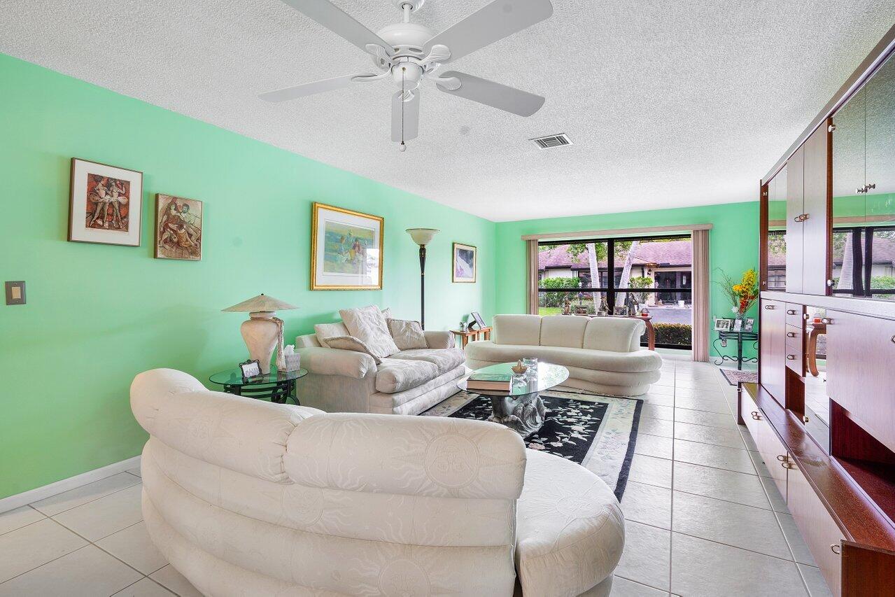 4895 Equestrian Circle, Unit B Boynton Beach, FL 33436 - Photo 5 of 31 Living Room