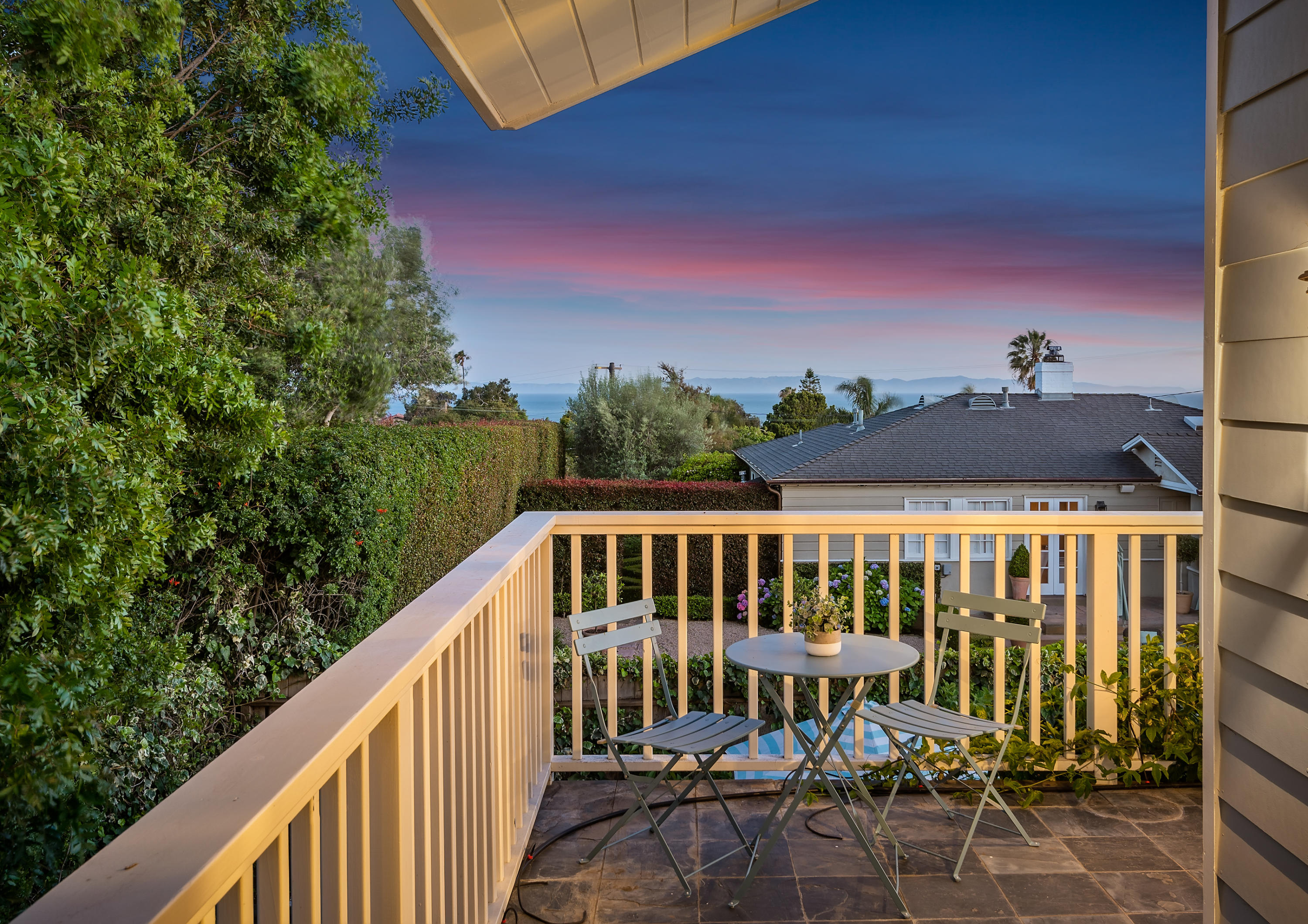 31 Cedar Lane Santa Barbara, CA 93108 - Photo 25 of 39 08 - Balcony (Twilight)