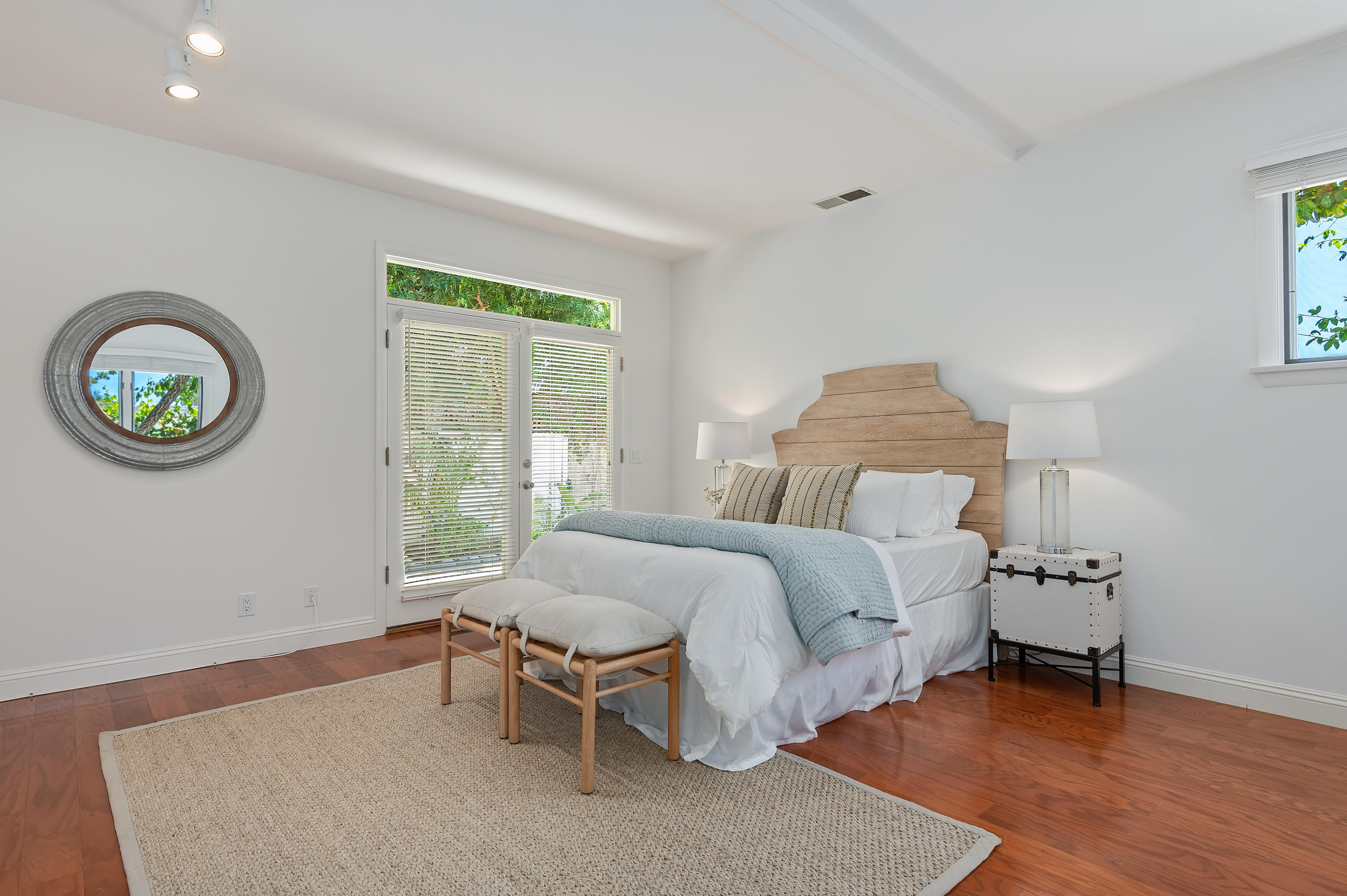 31 Cedar Lane Santa Barbara, CA 93108 - Photo 28 of 39 30 - Downstairs Bedroom
