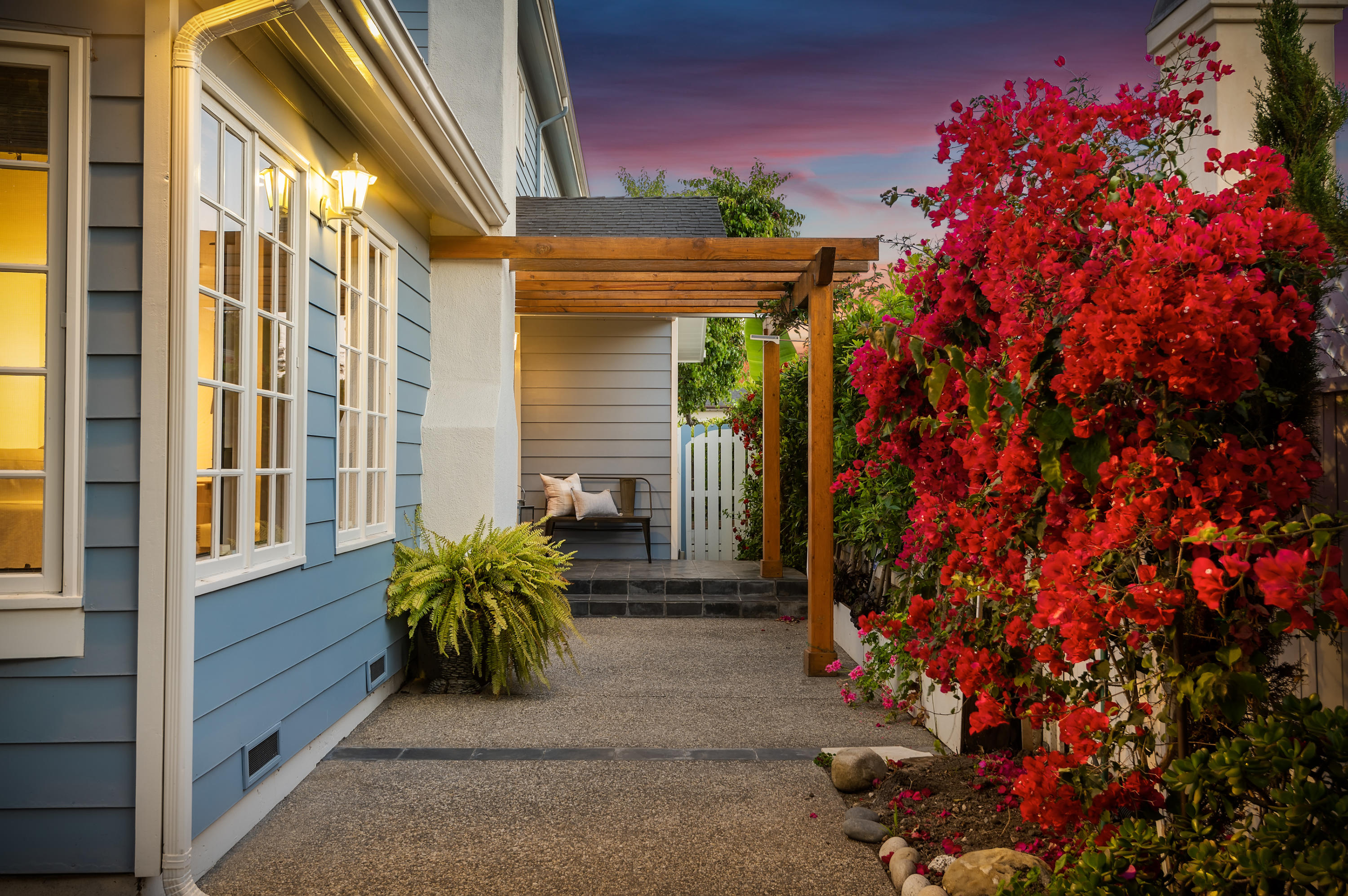 31 Cedar Lane Santa Barbara, CA 93108 - Photo 4 of 39 04 - Walkway (Twilight)