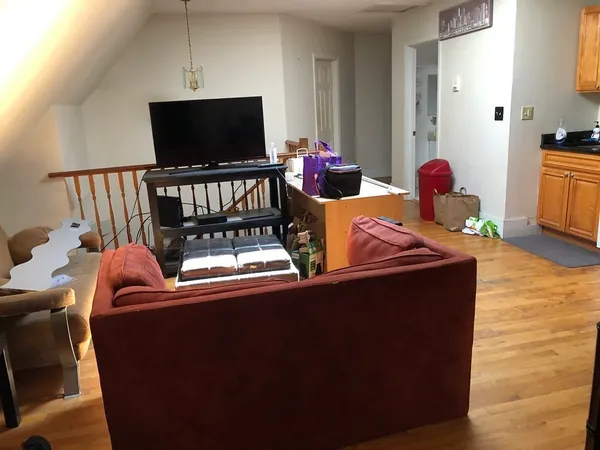 $3,500 | 68 Boylston Street, Unit 4, Brookline, MA 02445