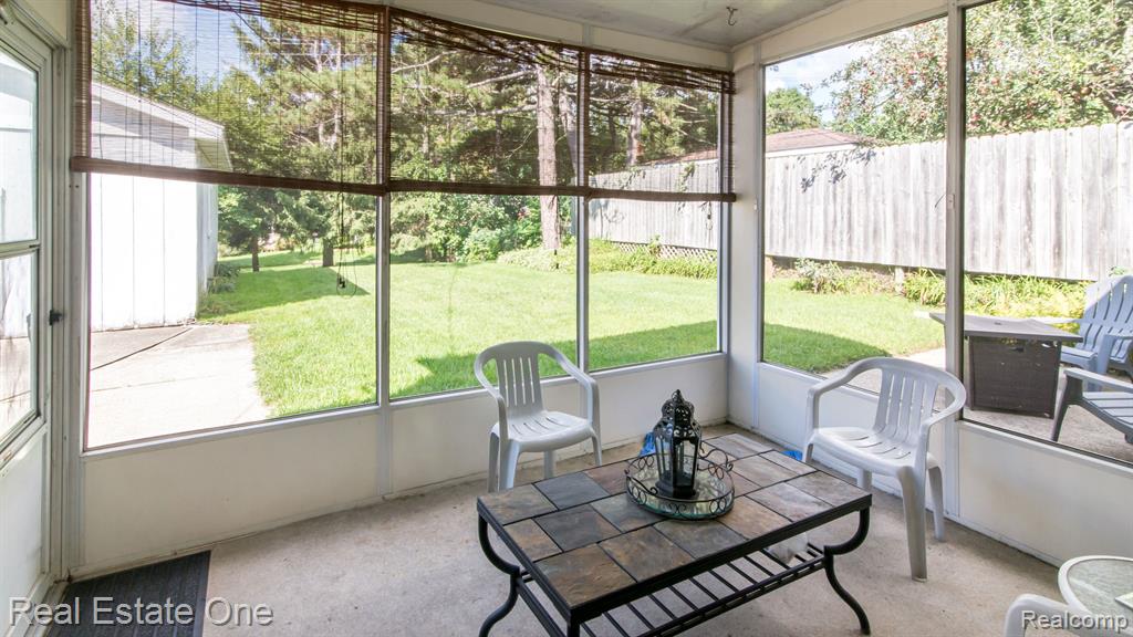 931 Duke Road Milford, MI 48381 - Photo 17 of 26