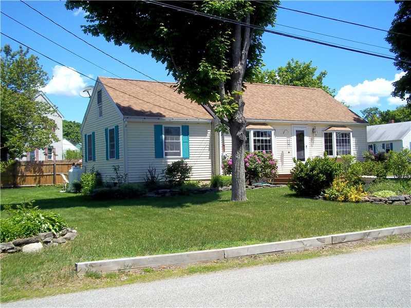 115 Leach Road Eliot, ME 03903 - Photo 17 of 17 Exterior Front. Neighborhood close...