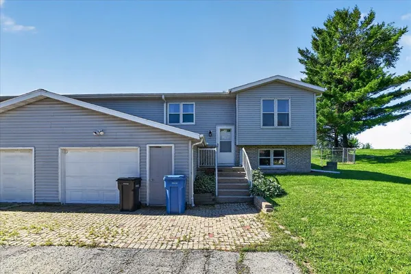 $345,000 | 2267 Manley Drive, Sun Prairie, WI 53590
