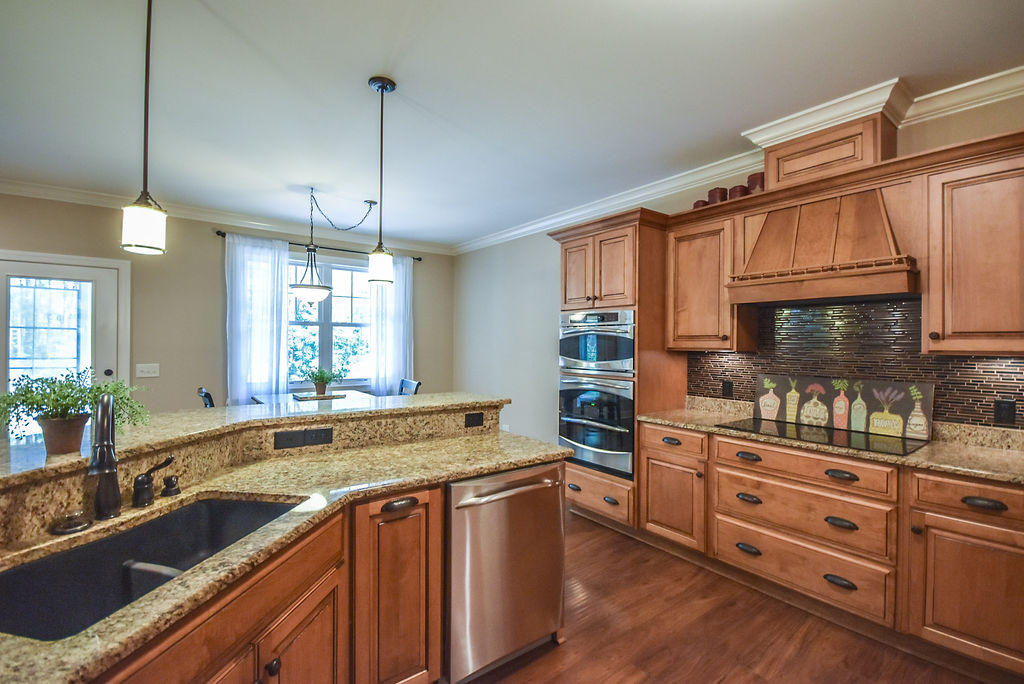 654 North Fort Bragg Road Southern Pines, NC 28387 - Photo 15 of 45 Ovens