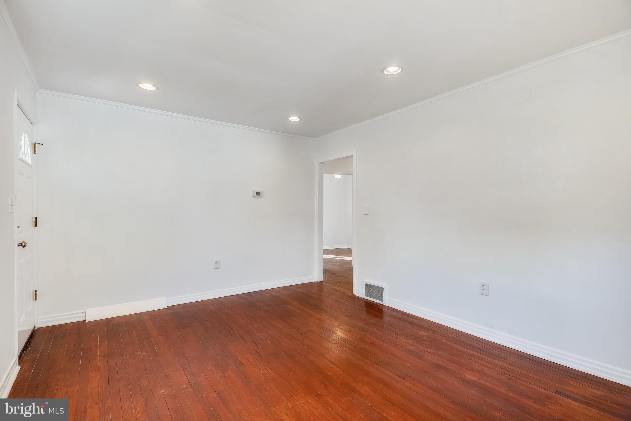 11506 Goodloe Road Silver Spring, MD 20906 - Photo 7 of 48 Living room/Dining room