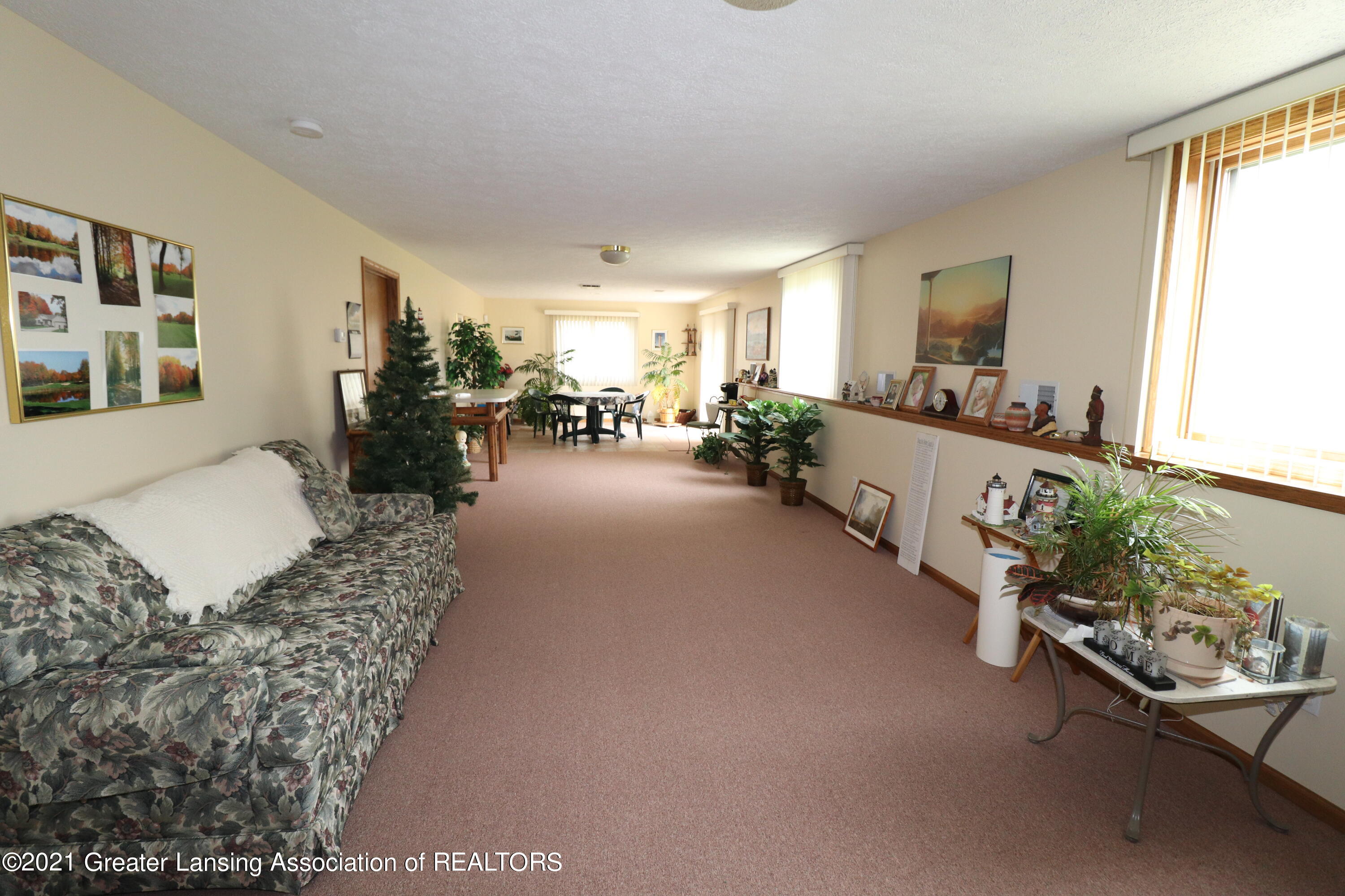 14781 Boichot Road Lansing, MI 48906 - Photo 21 of 29 IMG_3493