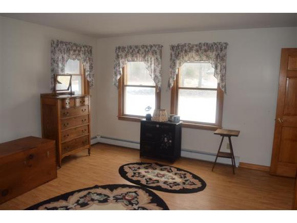 421 East Side Road Wentworth, NH 03282 - Photo 9 of 25 Gallery Image 9