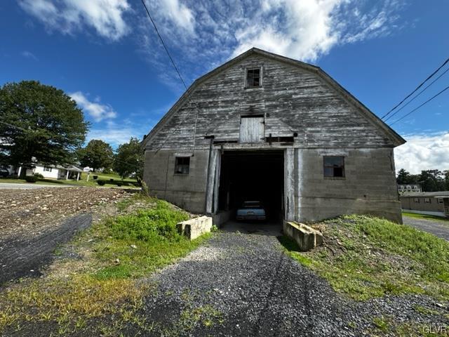 306 Frantz Road Brodheadsville, PA 18322 - Photo 21 of 25 Barn
