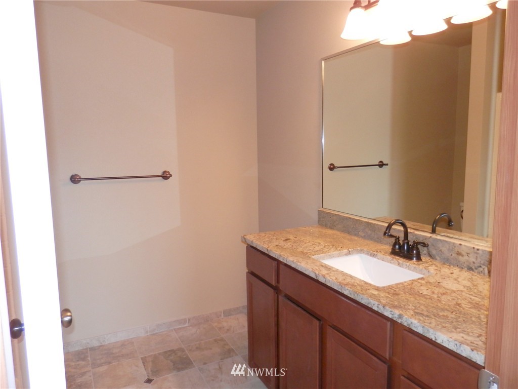 6321 192nd Lane Southwest Rochester, WA 98579 - Photo 11 of 19