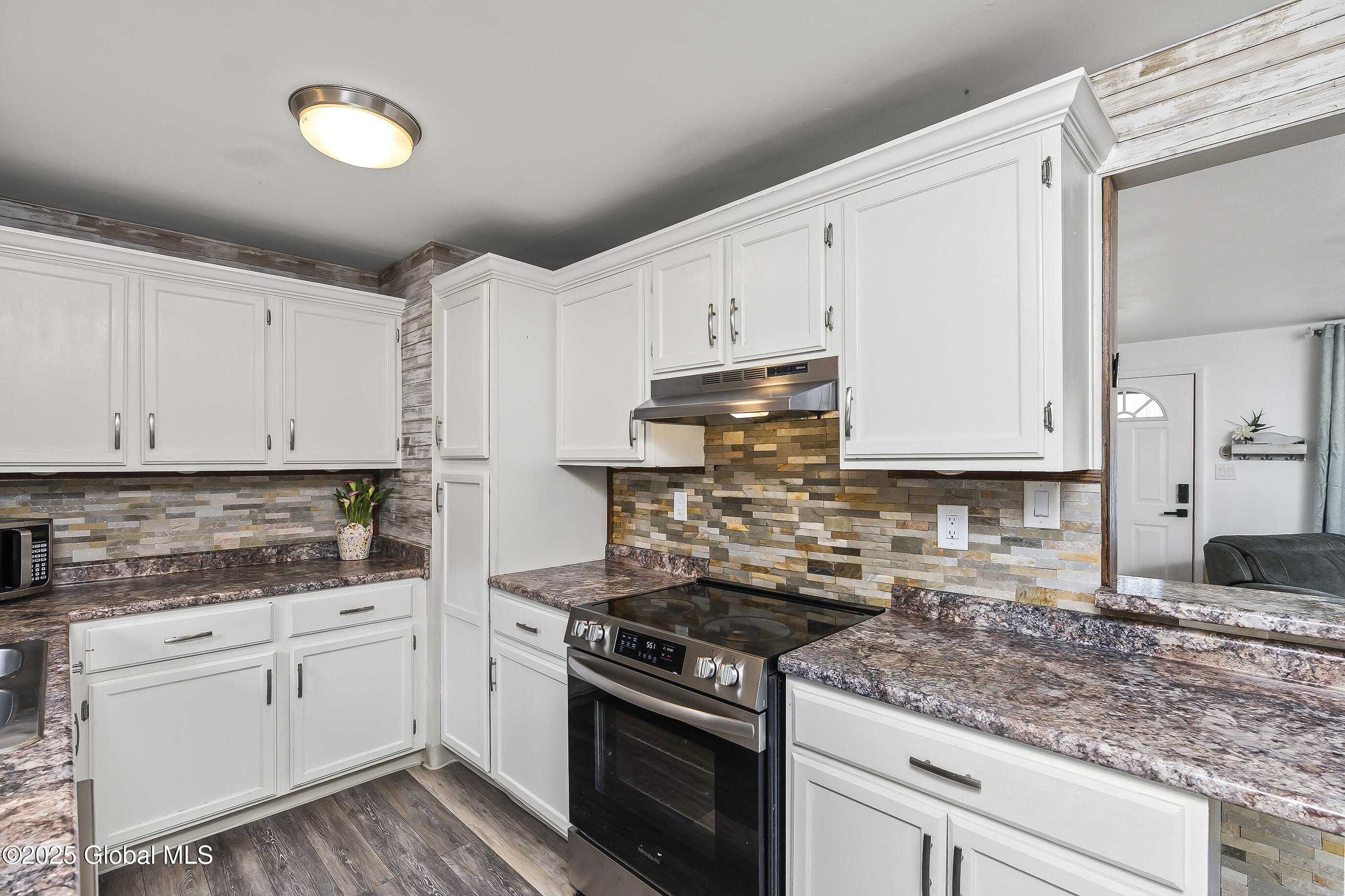 39 Wormer Road Voorheesville, NY 12186 - Photo 3 of 25 014-39-Wormer-Rd