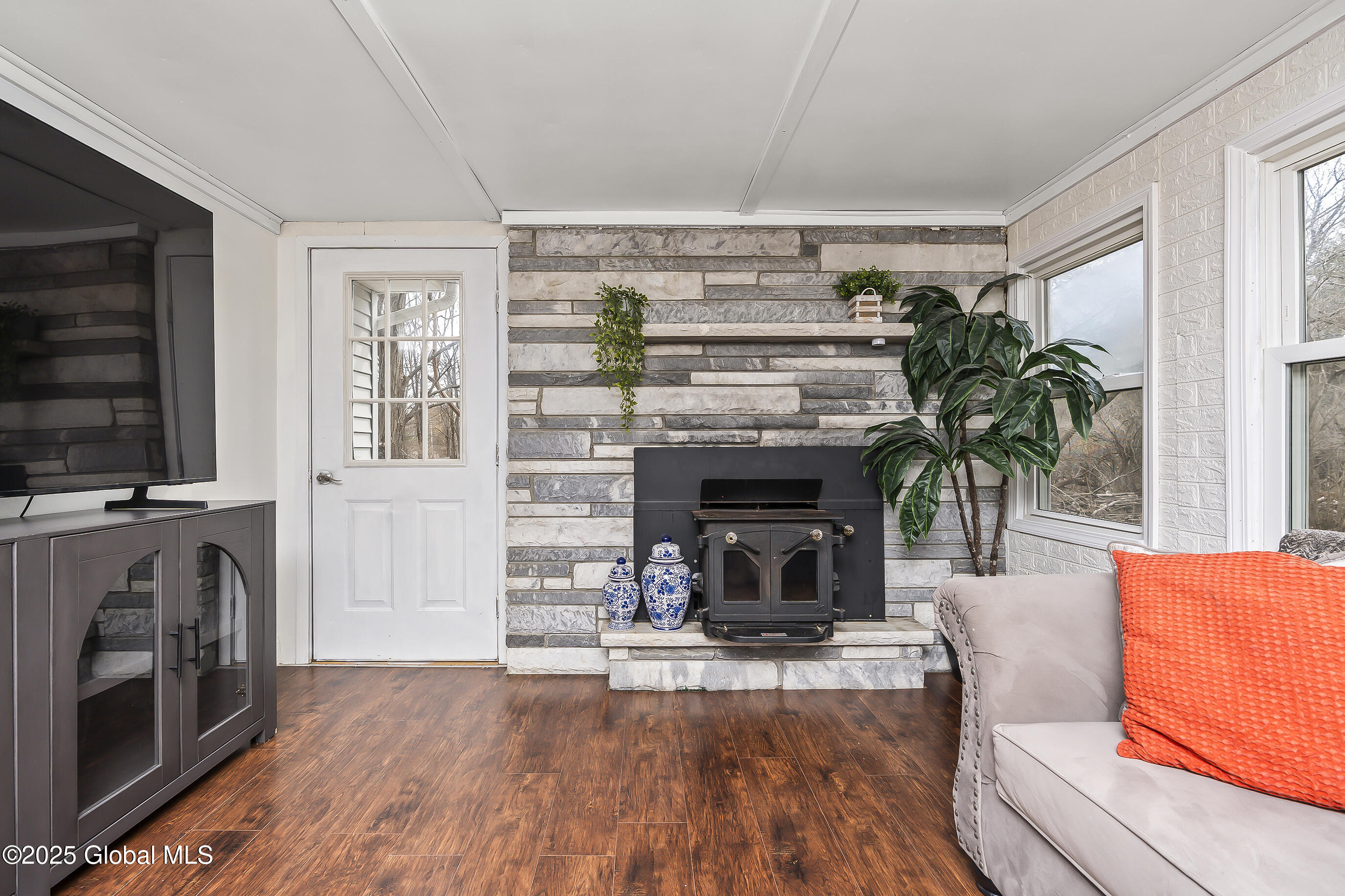 39 Wormer Road Voorheesville, NY 12186 - Photo 8 of 25 020-39-Wormer-Rd