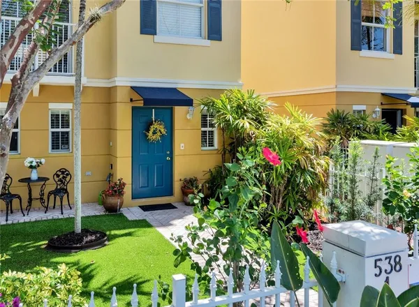 $4,795 | 538 Northeast 7th Avenue, Unit 1, Fort Lauderdale, FL 33301