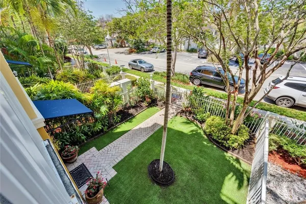 $4,795 | 538 Northeast 7th Avenue, Unit 1, Fort Lauderdale, FL 33301