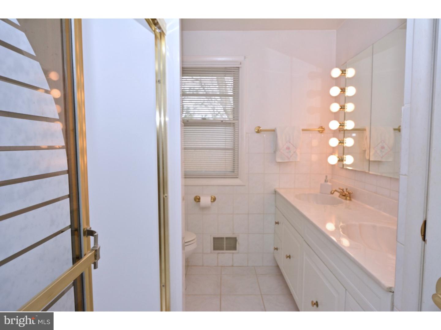 127 Harris Road Princeton, NJ 08540 - Photo 13 of 25 Master Bathroom