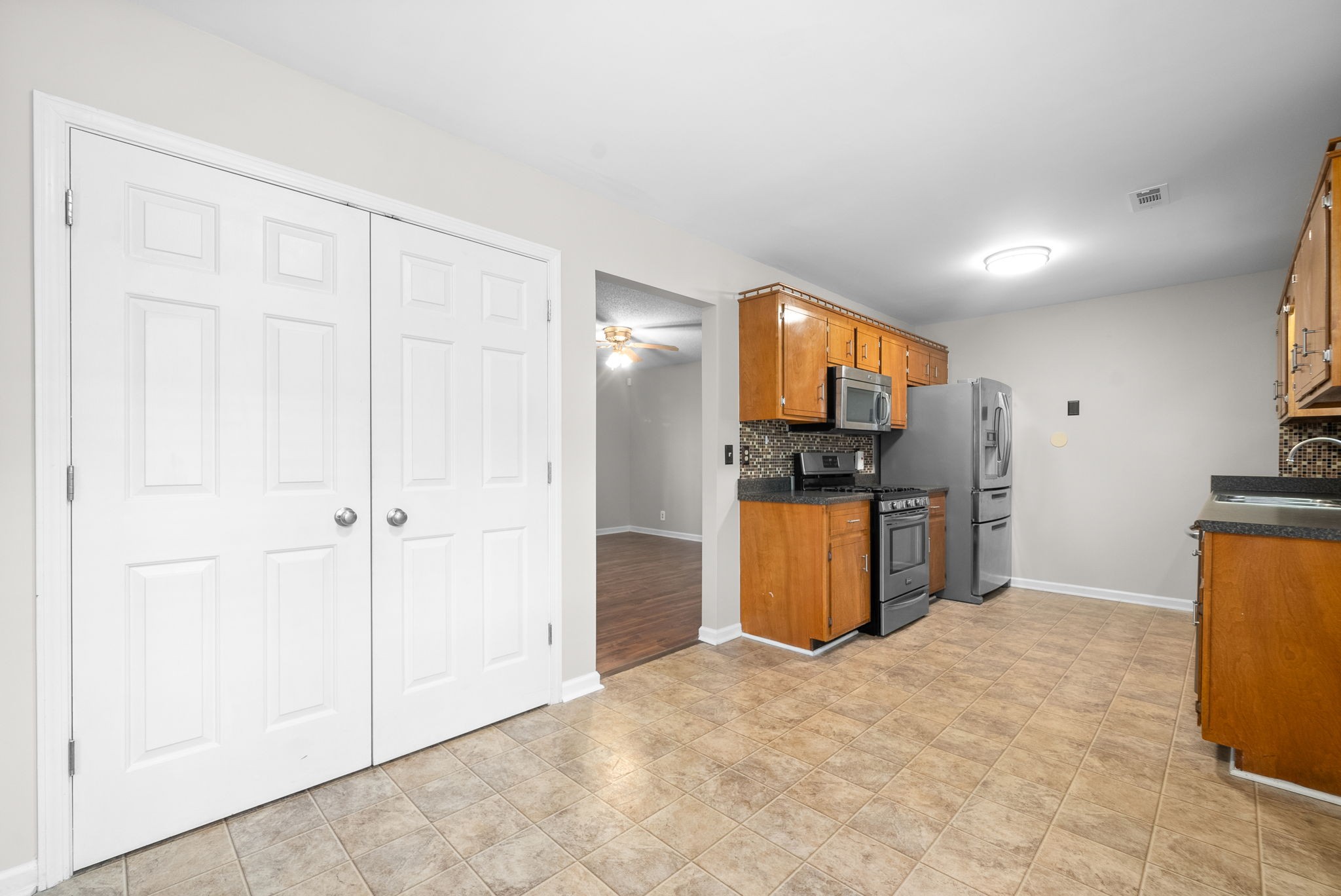 129 Bumpus Mill Road Oak Grove, KY 42262 - Photo 12 of 33 Gallery Image 12