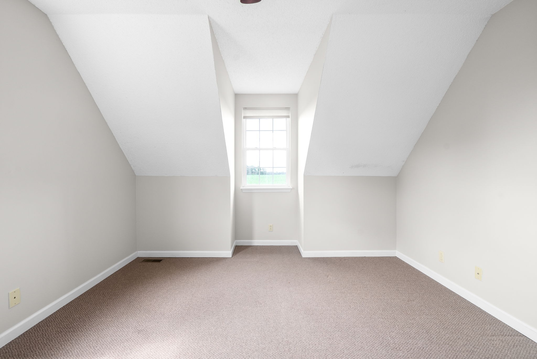 129 Bumpus Mill Road Oak Grove, KY 42262 - Photo 17 of 33 Gallery Image 17