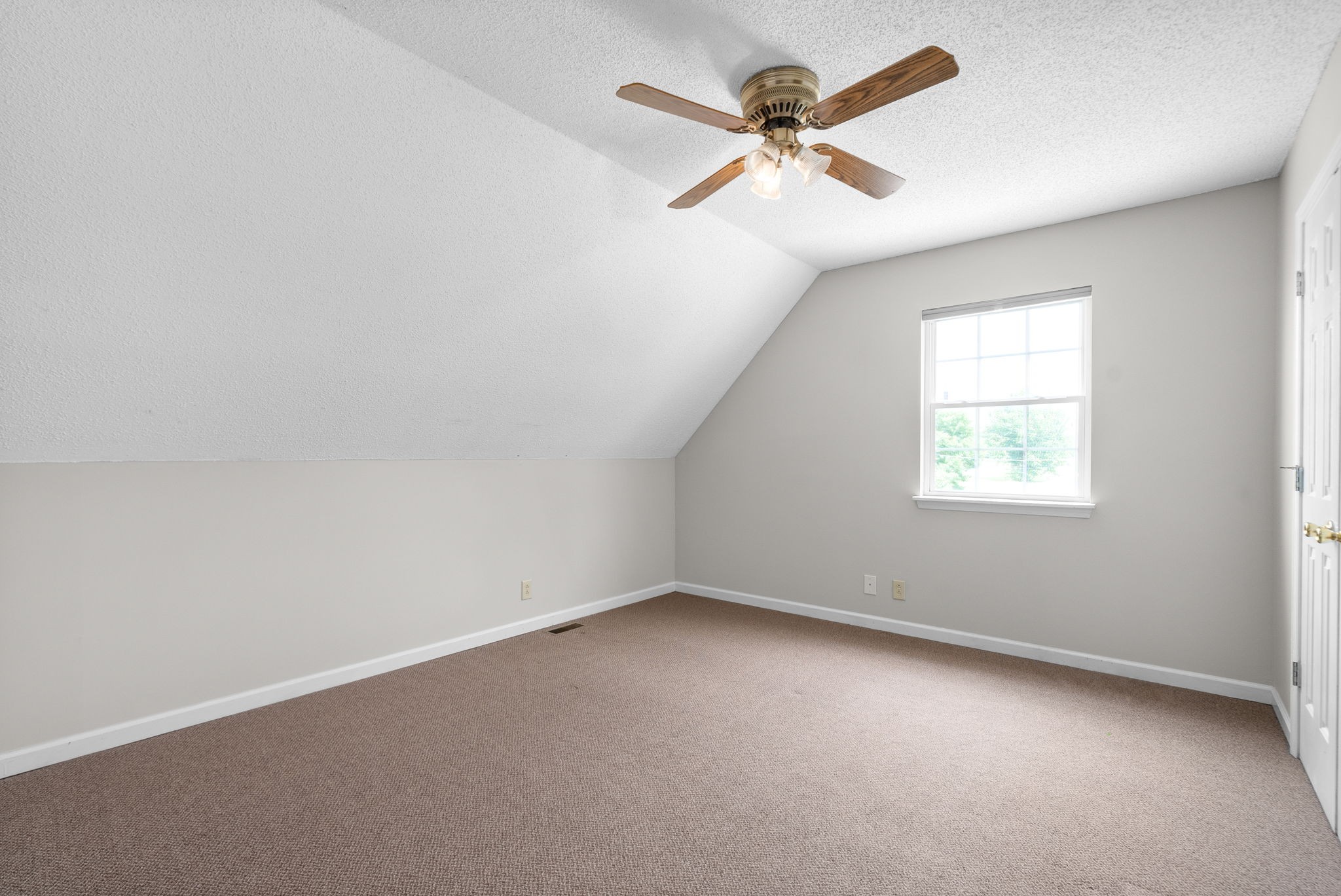 129 Bumpus Mill Road Oak Grove, KY 42262 - Photo 19 of 33 Gallery Image 19
