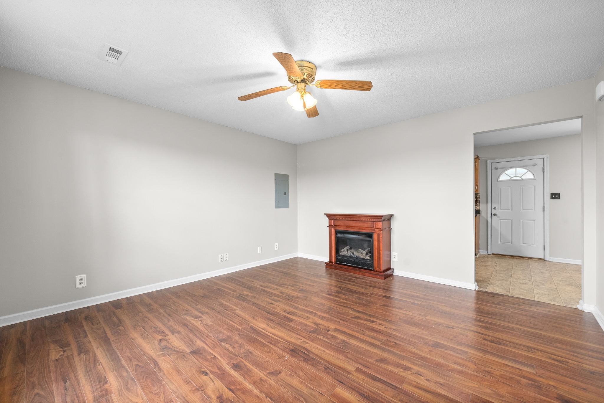 129 Bumpus Mill Road Oak Grove, KY 42262 - Photo 3 of 33 Gallery Image 3