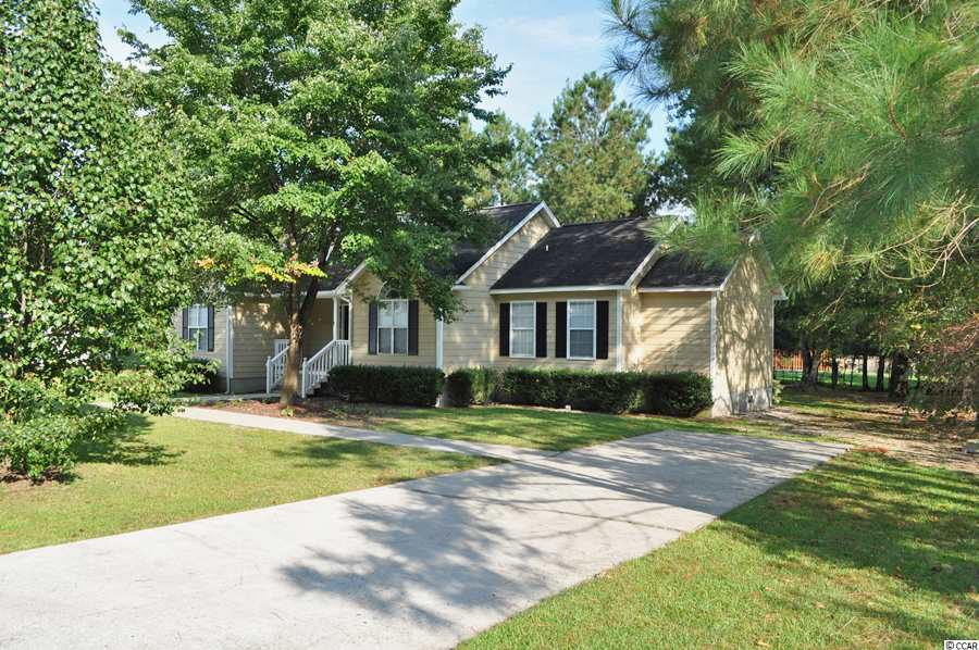 948 Barrett Street Loris, SC 29569 - Photo 2 of 13