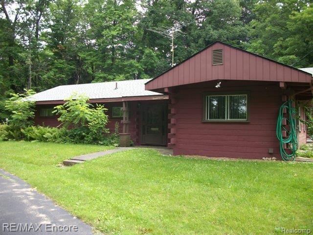 5041 Clarkston Road Clarkston, MI 48348 - Photo 20 of 29 100% all California Redwood
