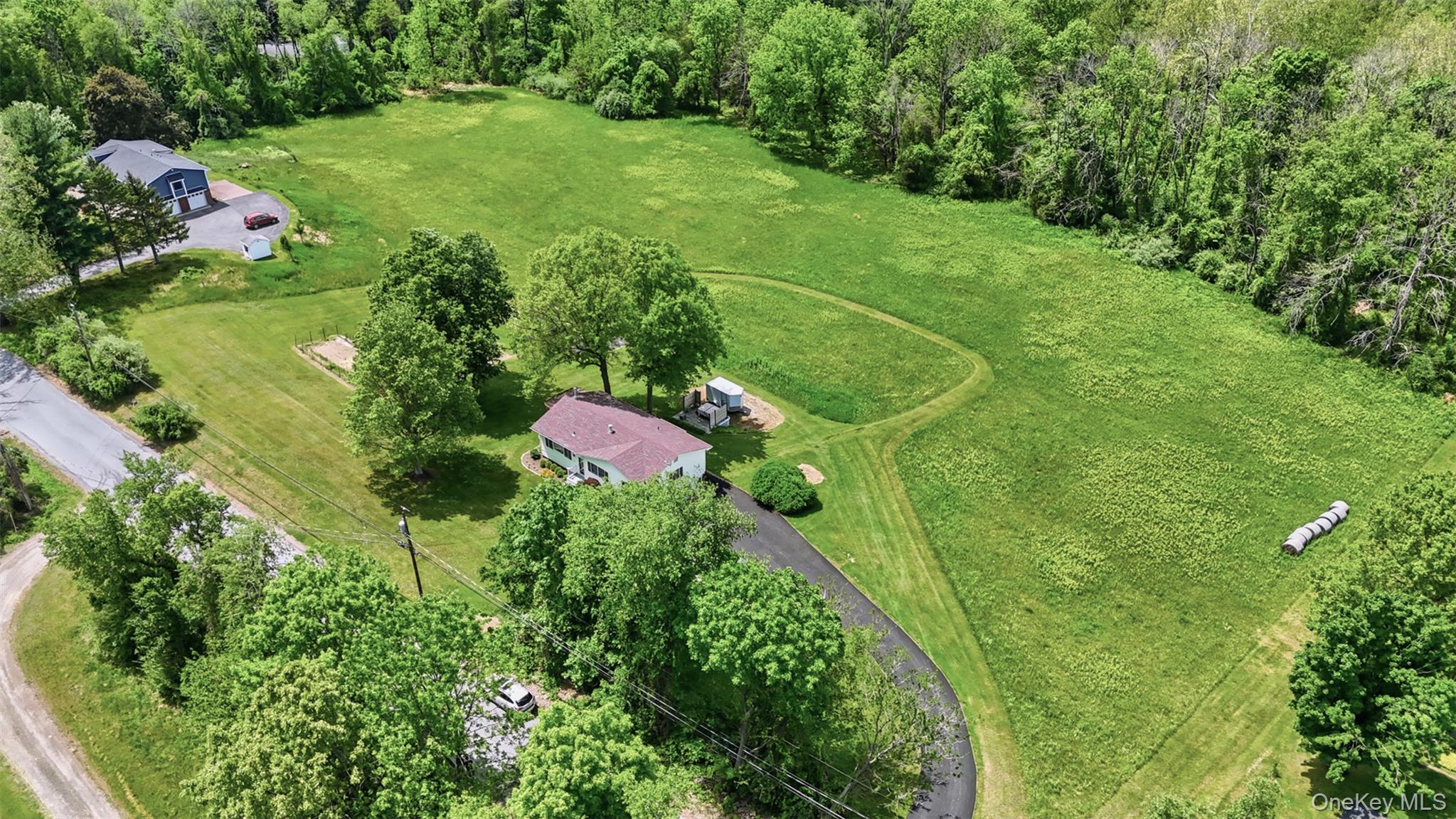 23 Old Cross Road Warwick, NY 10990 - Photo 31 of 34 2.6 acres of park-like property on one of Warwick's most desirable backroads!